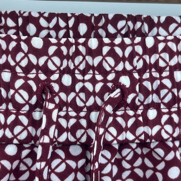 J Crew 6 Burgundy Cream Geometric Pattern Pull On Pants - Picture 7 of 10